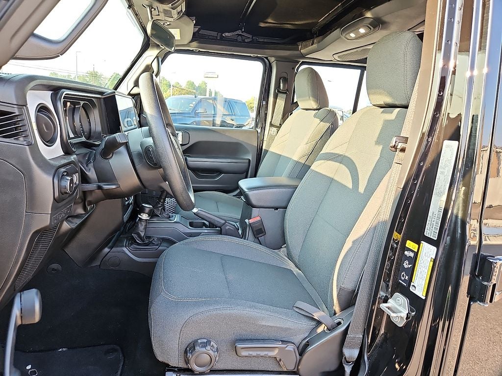 2024 Jeep Wrangler Sport