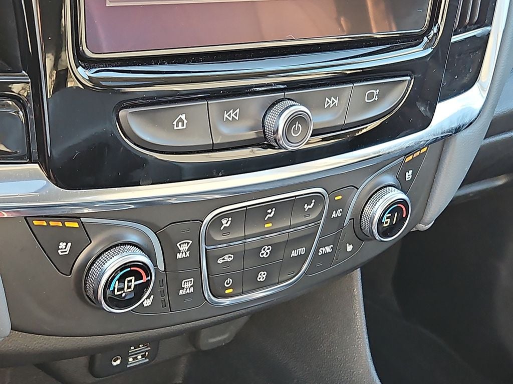 2021 Chevrolet Traverse Premier