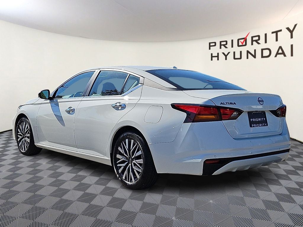 2025 Nissan Altima SV