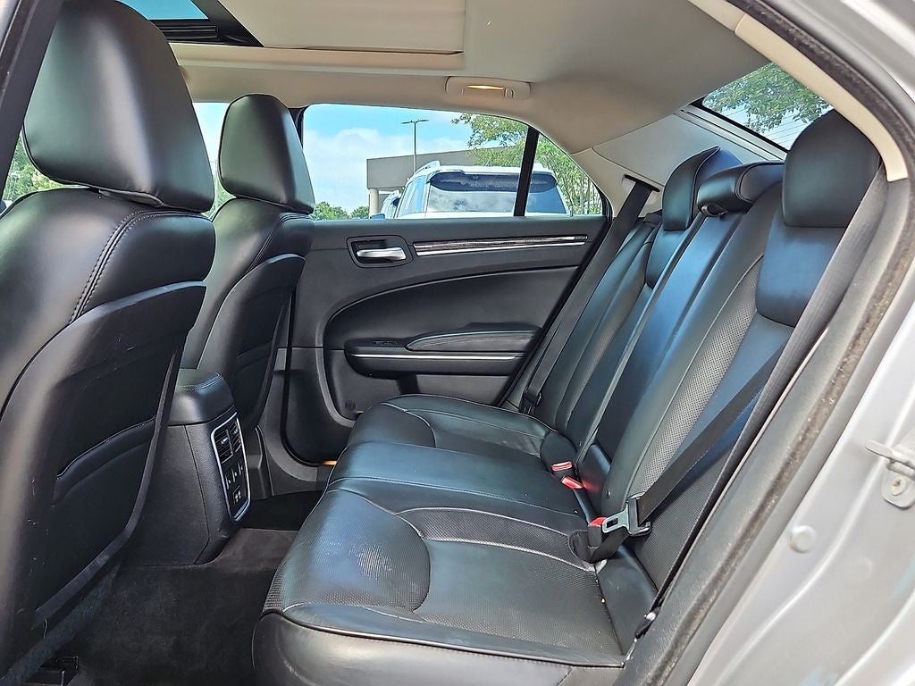 2016 Chrysler 300 300C