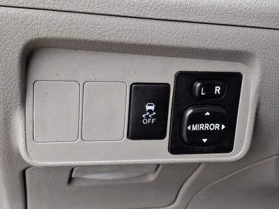 2010 Toyota Corolla 4dr Sdn Auto (Natl)