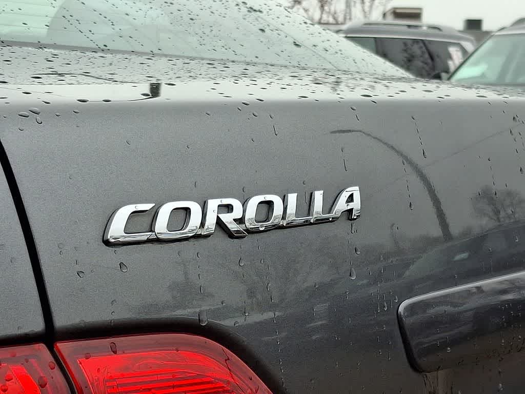 2010 Toyota Corolla 4dr Sdn Auto (Natl)