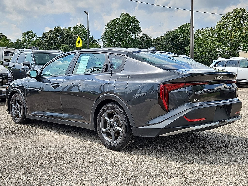 2025 Kia K4 LXS