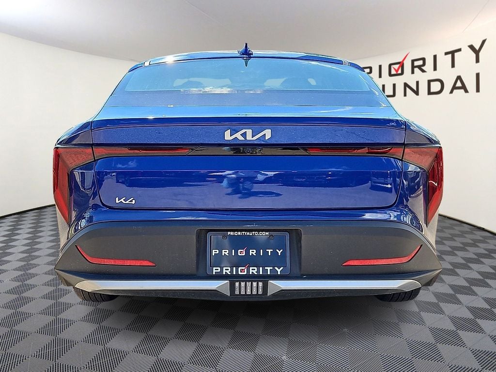 2025 Kia K4 LXS