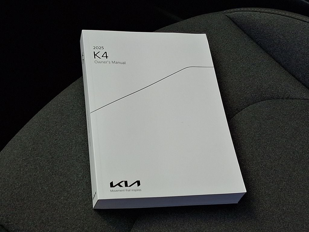 2025 Kia K4 LXS