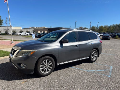 2016 Nissan Pathfinder SV
