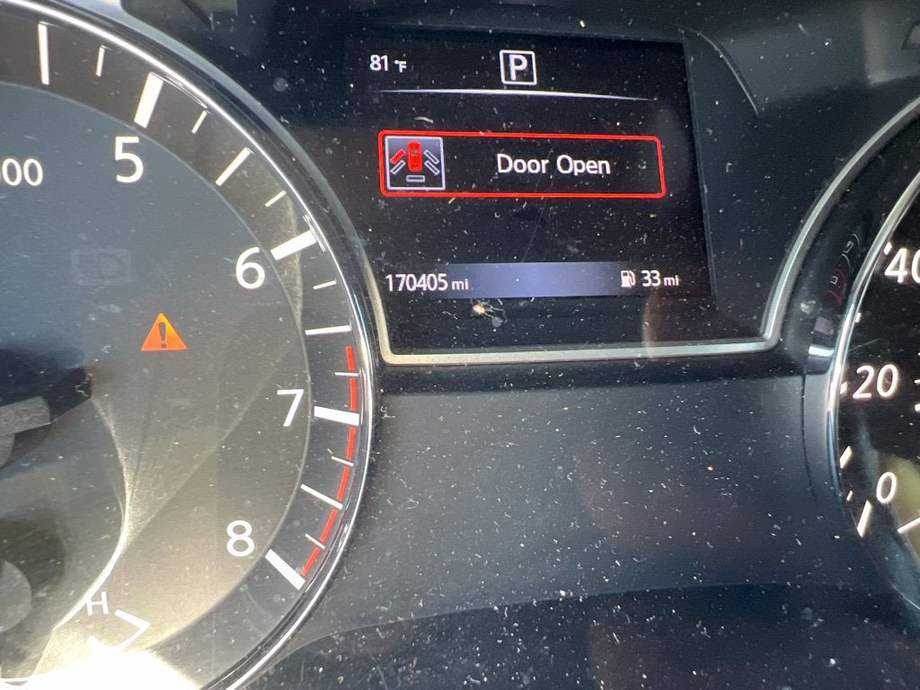 2016 Nissan Pathfinder SV