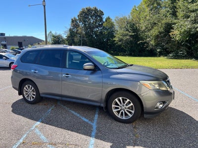 2016 Nissan Pathfinder SV