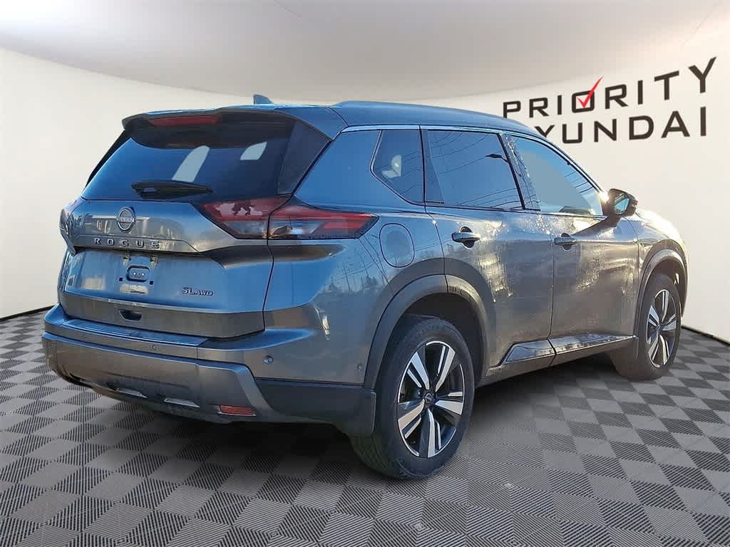 2024 Nissan Rogue SL