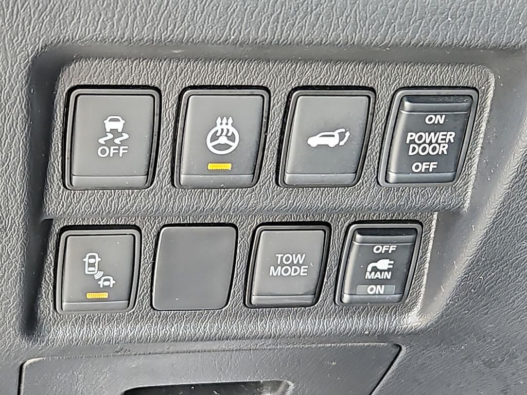 2017 Nissan Pathfinder Platinum