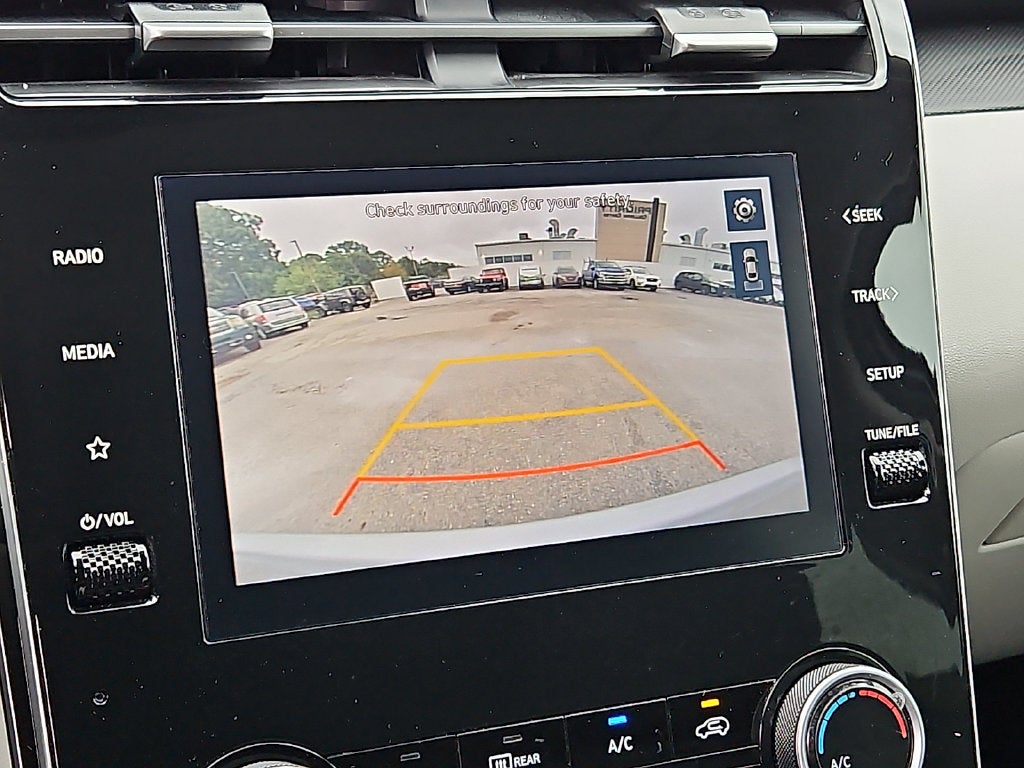 2024 Hyundai TUCSON SE