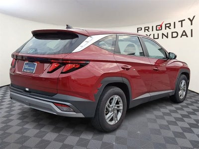 2025 Hyundai TUCSON SE