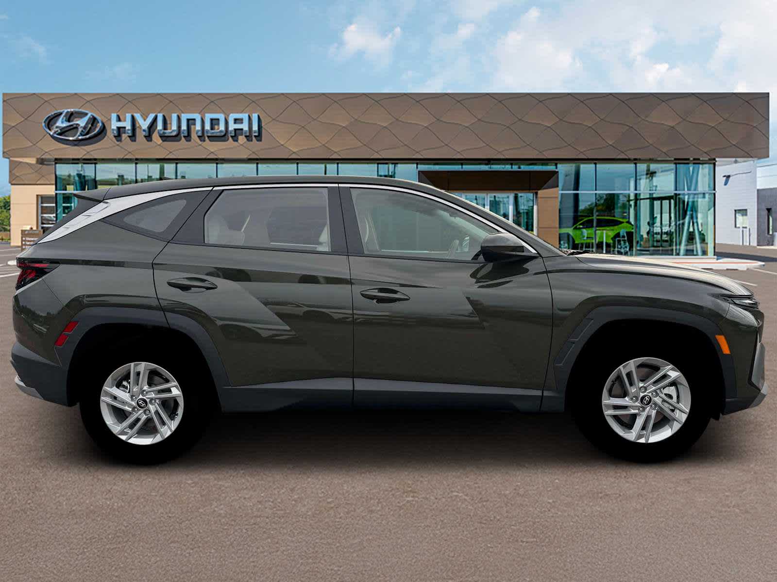 2026 Hyundai TUCSON SE