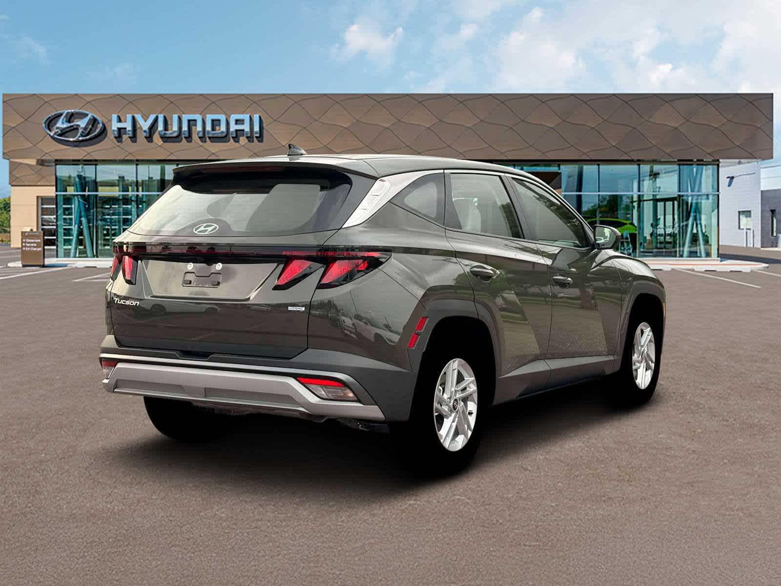 2026 Hyundai TUCSON SE