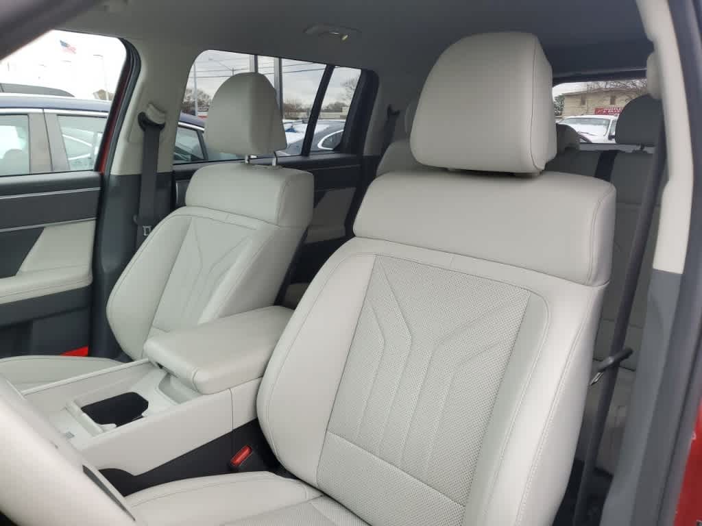 2025 Hyundai SANTA FE SEL