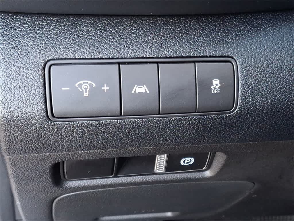 2023 Hyundai SANTA FE SE