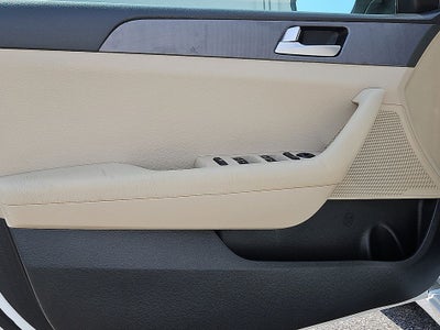 2015 Hyundai SONATA 2.4L SE
