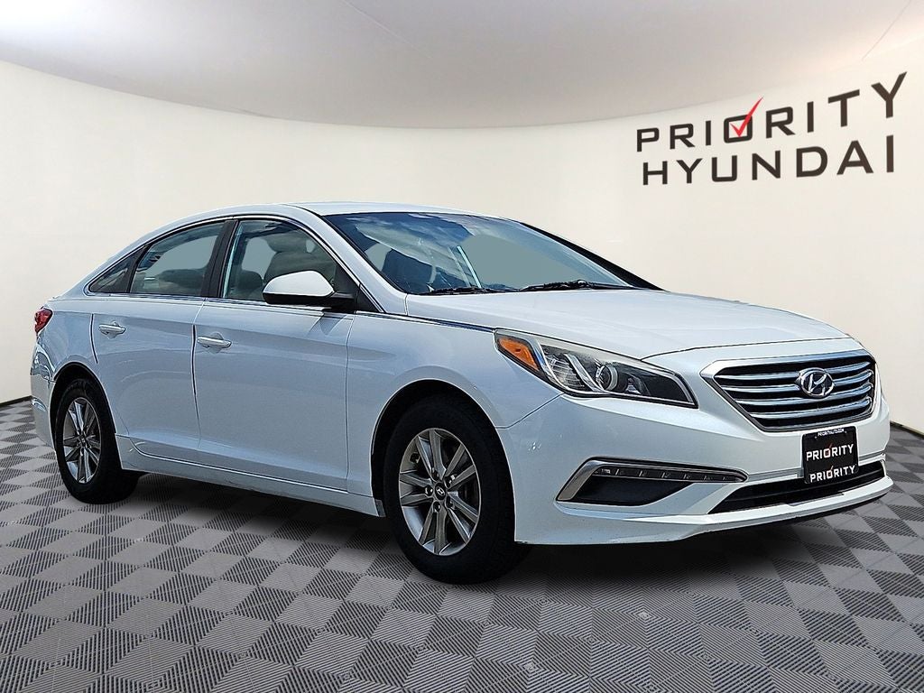 2015 Hyundai SONATA 2.4L SE