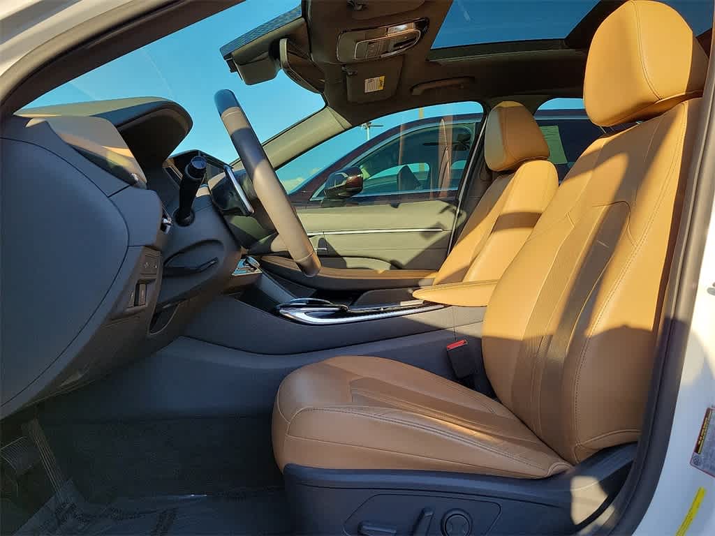 2021 Hyundai SONATA Limited