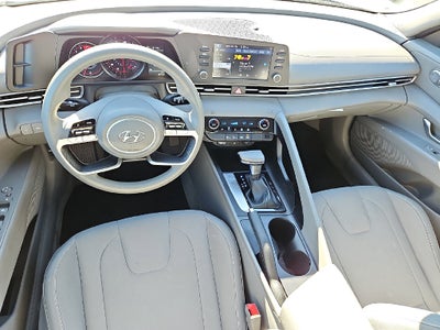 2023 Hyundai ELANTRA SEL