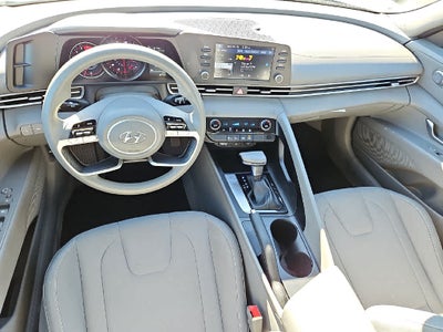 2023 Hyundai ELANTRA SEL