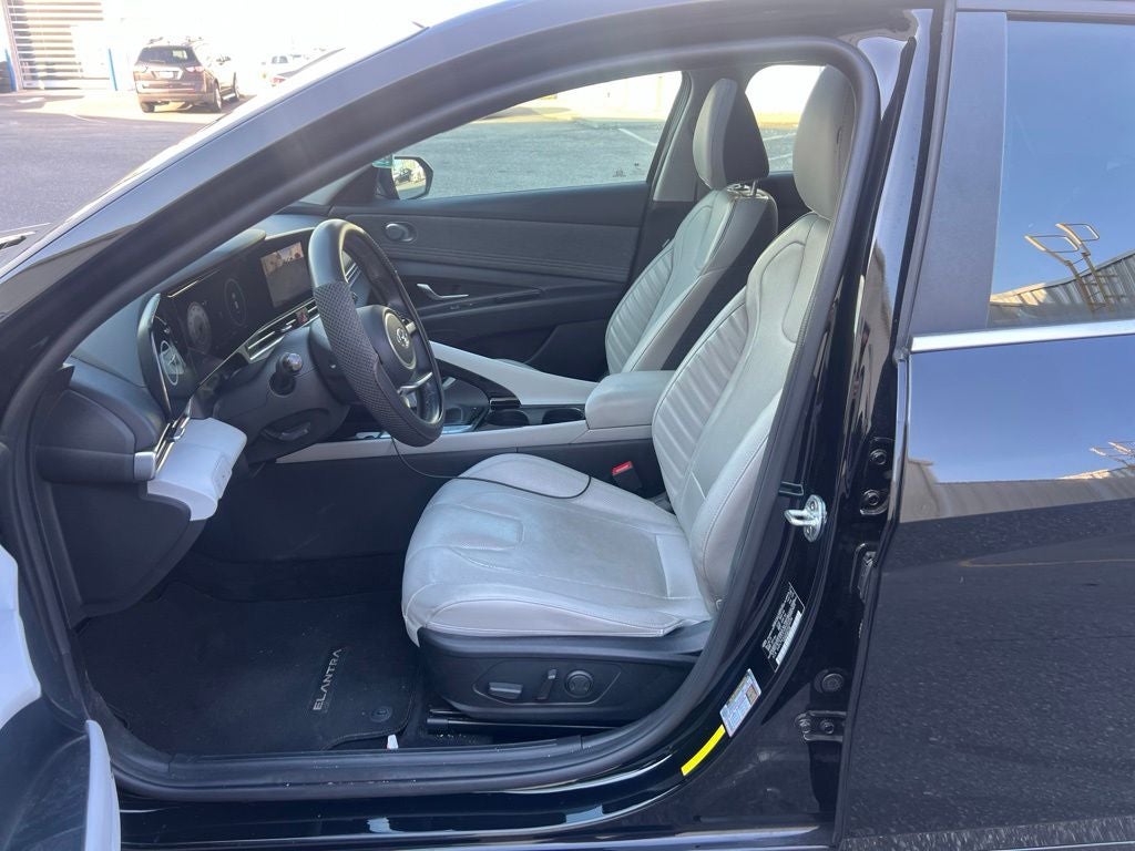 2021 Hyundai ELANTRA Limited