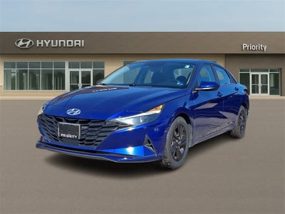 2022 Hyundai ELANTRA SEL