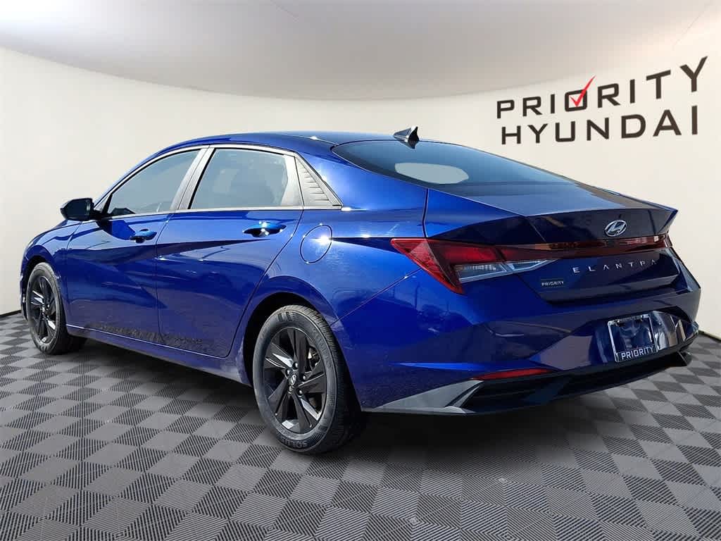 2022 Hyundai ELANTRA SEL
