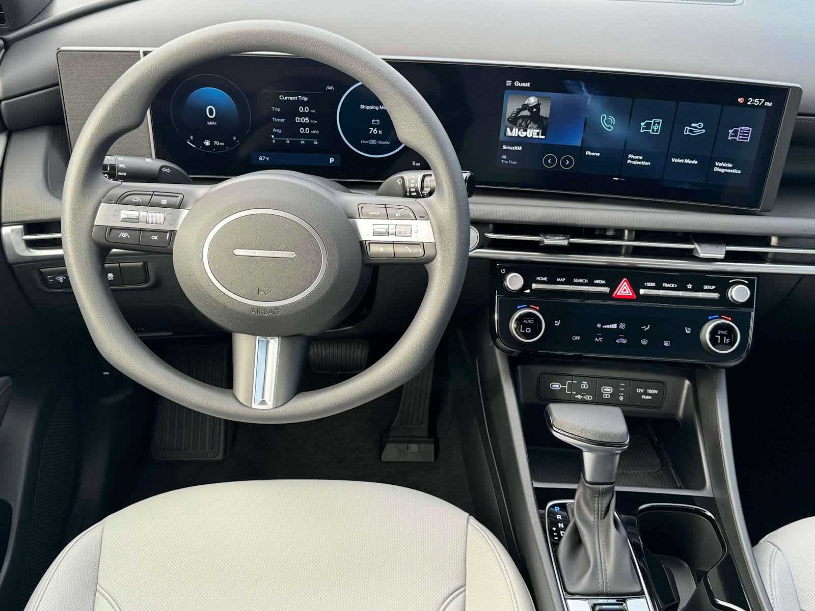 2026 Hyundai SANTA CRUZ SEL Activity