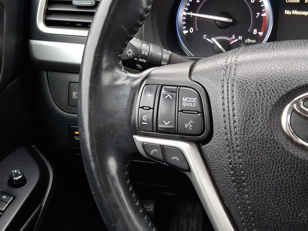 2017 Toyota Highlander Limited Platinum