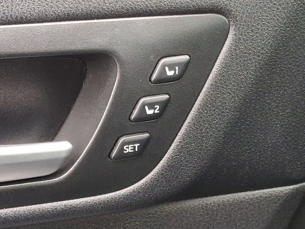 2017 Toyota Highlander Limited Platinum