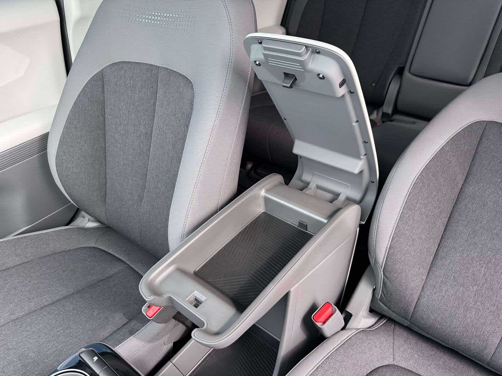 2026 Hyundai IONIQ 5 SE