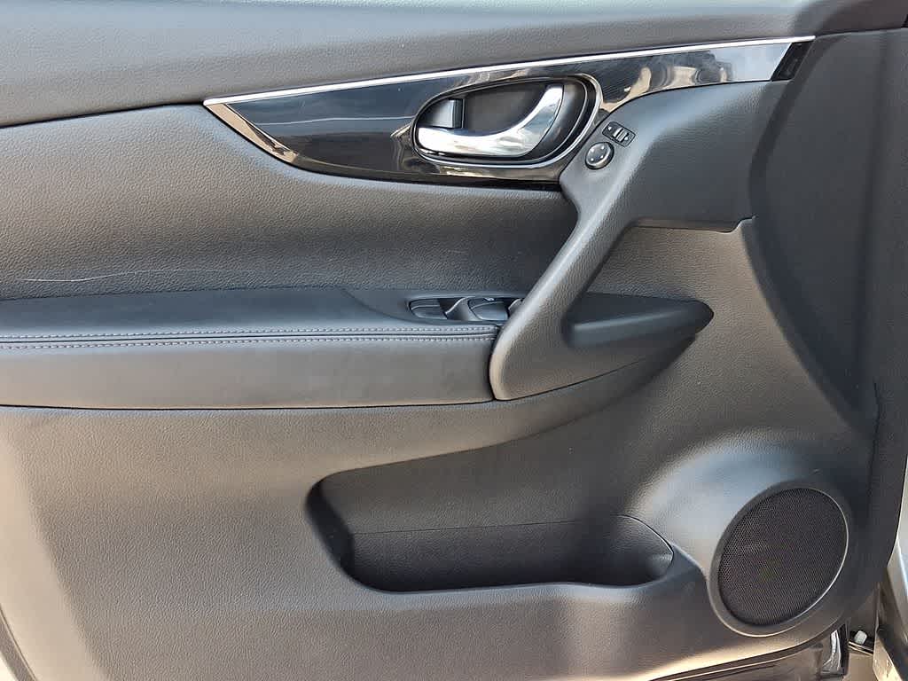 2018 Nissan Rogue Sport SL