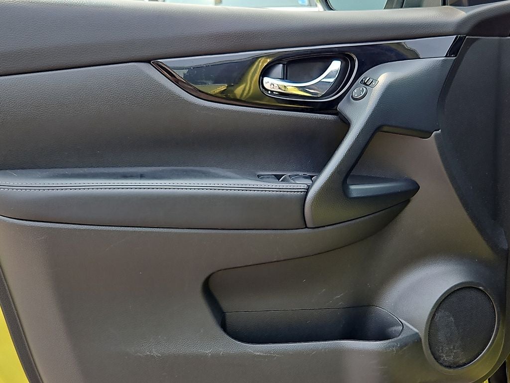 2020 Nissan Rogue Sport SV