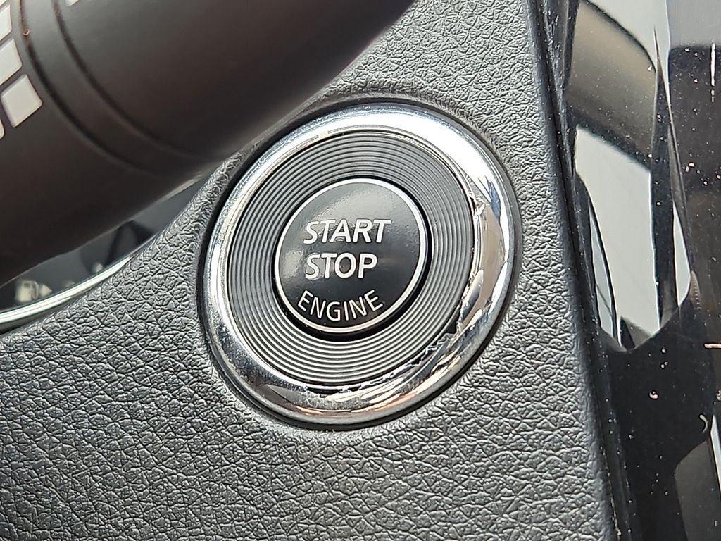 2020 Nissan Rogue Sport SV