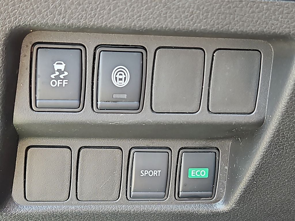 2020 Nissan Rogue Sport SV