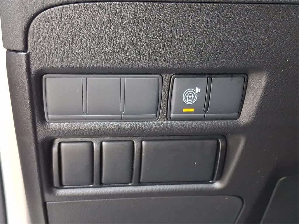 2024 Nissan Armada SV