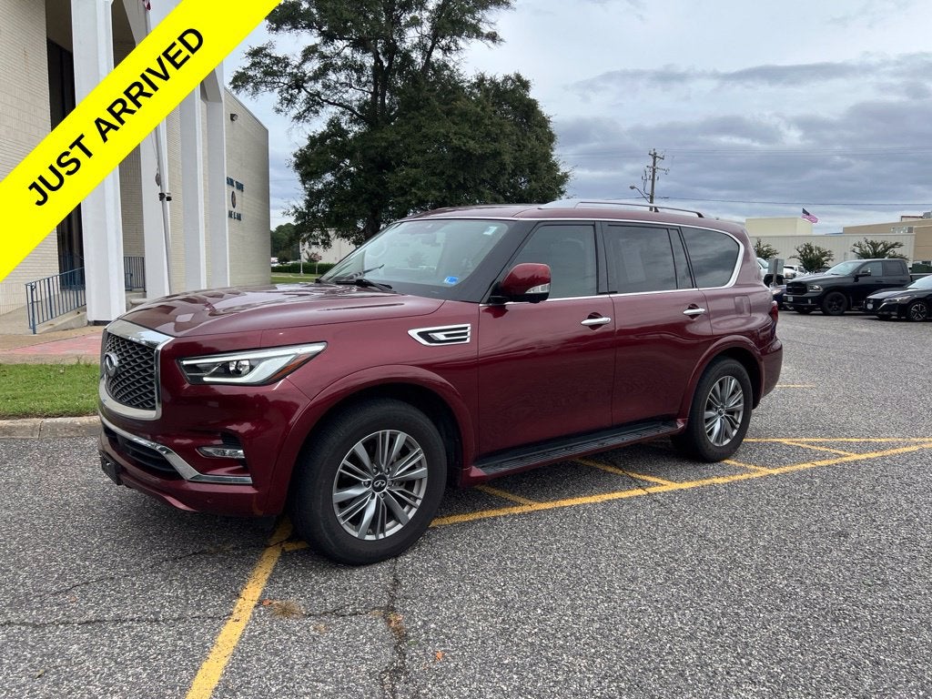 2022 INFINITI QX80 LUXE