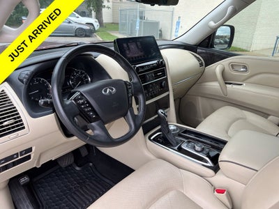 2022 INFINITI QX80 LUXE