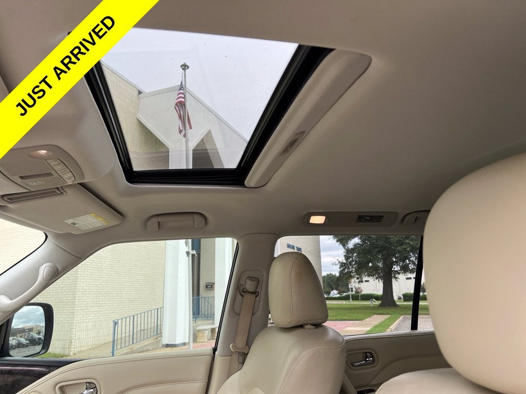 2022 INFINITI QX80 LUXE