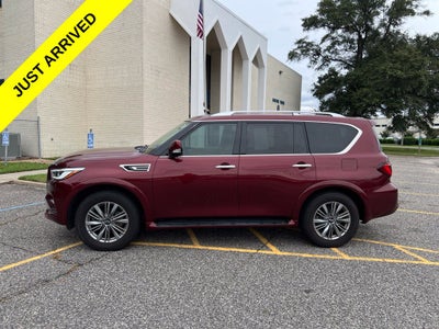 2022 INFINITI QX80 LUXE