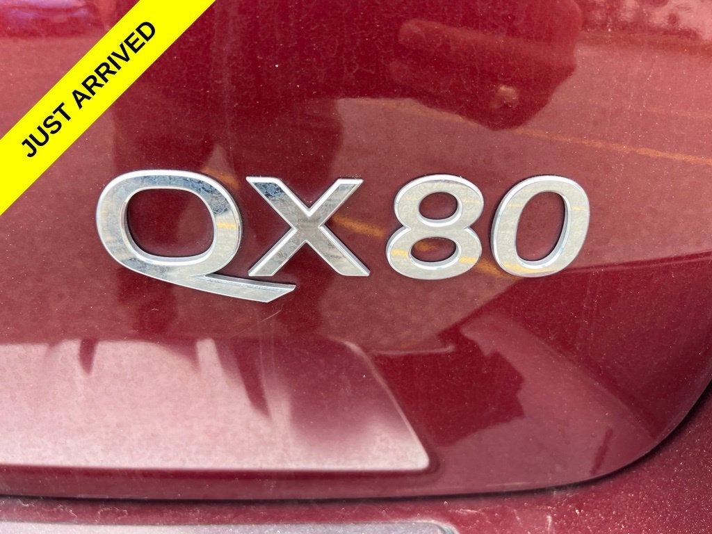 2022 INFINITI QX80 LUXE