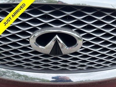 2022 INFINITI QX80 LUXE