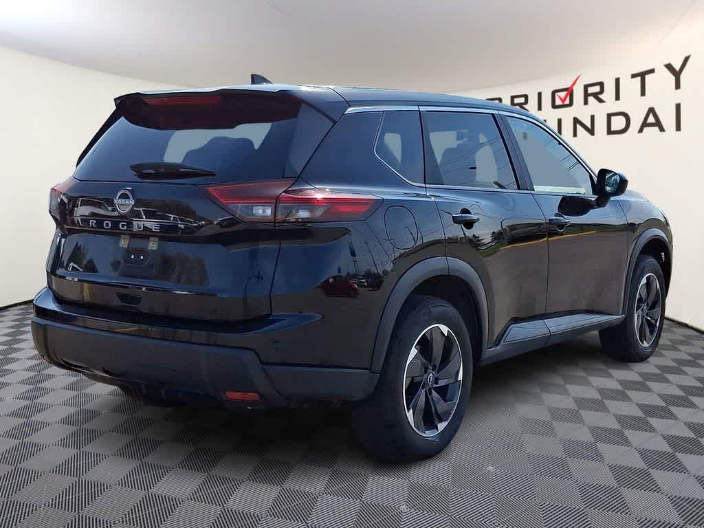 2025 Nissan Rogue SV