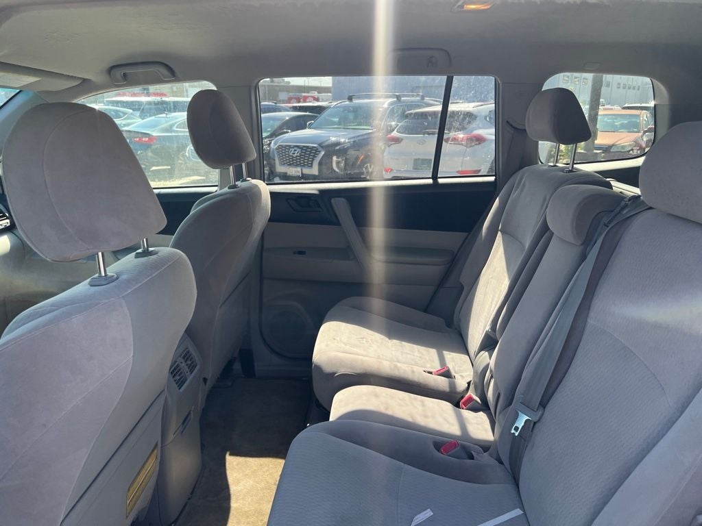 2010 Toyota Highlander Base