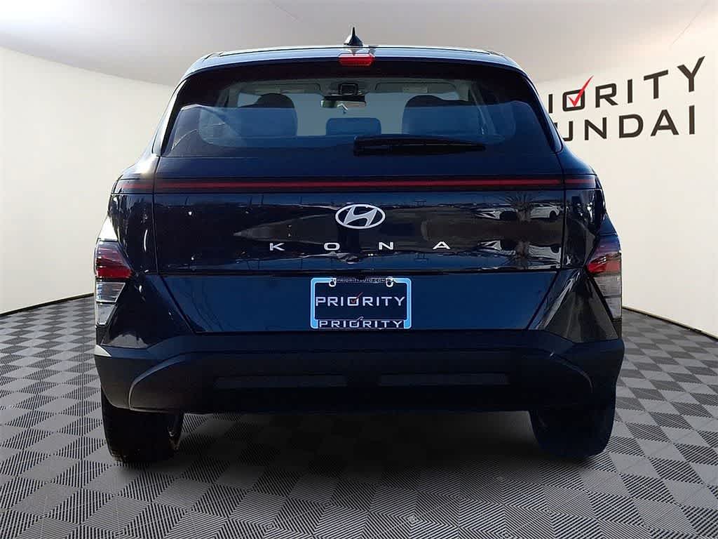 2026 Hyundai KONA SE