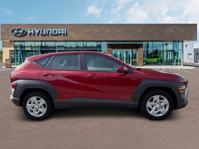 2027 Hyundai KONA SE