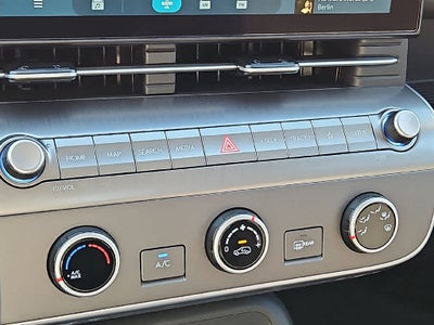 2027 Hyundai KONA SE