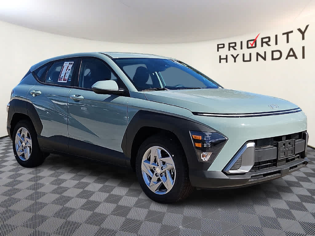 2027 Hyundai KONA SE
