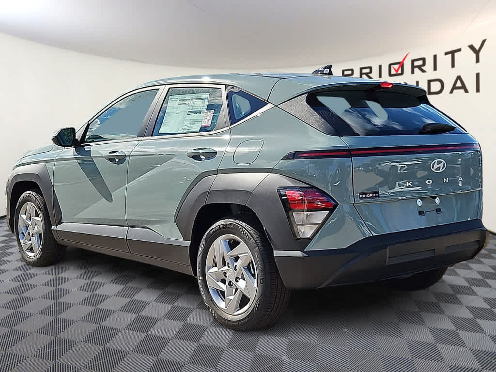 2027 Hyundai KONA SE
